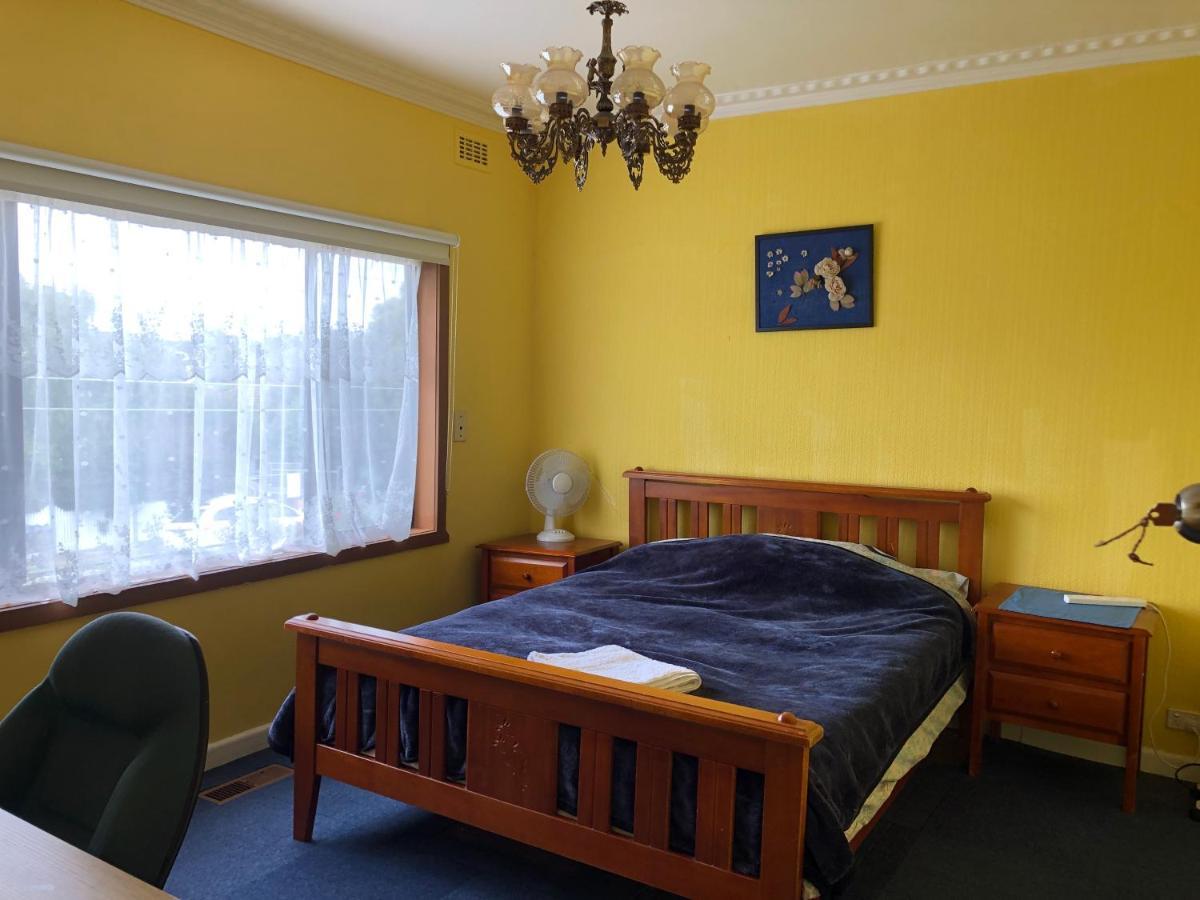 Double Room Мелбърн Екстериор снимка