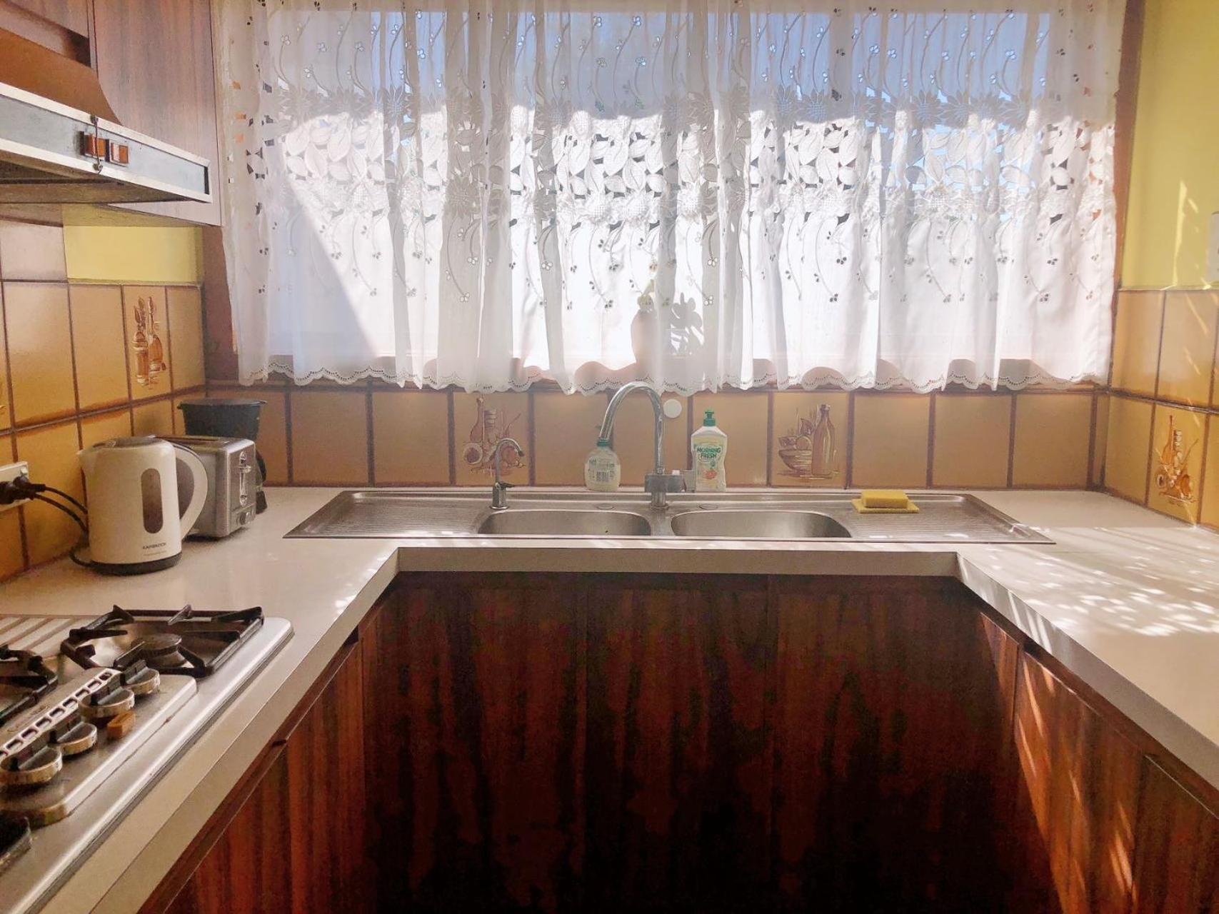 Double Room Мелбърн Екстериор снимка